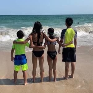 Meet your Posher, Laurie